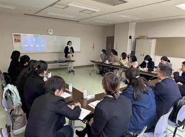 日本的一笑苑 訪問介護(hù)品牌·虹進(jìn)行了參觀學(xué)習(xí)